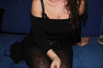 Public Photo of Bambola_Hot