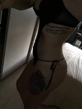 Public Photo of monellasexTUA