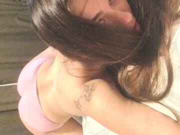 Public Photo of angeleyess30