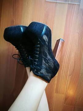 Public Photo of WhiteBigAss