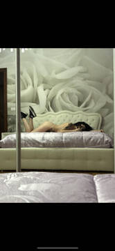 Public Photo of Anais87