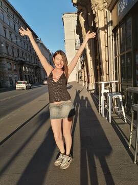 Public Photo of Jess77