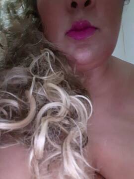 Public Photo of Esmeralda--