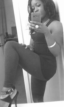 Public Photo of EmeraldLuxury