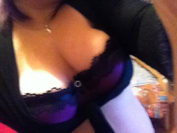 Public Photo of Lucindasexy