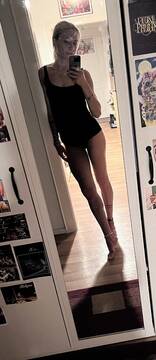 Public Photo of Lizzy_Sexydream