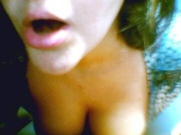 Public Photo of MORENA69